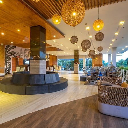 Solea Mactan Resort - Multiple Use Hotel Isla de Mactán Exterior foto